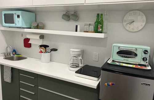 South Palm Park Neighborhood Association Apartamento | Private Studio Apartment – Walk to the Ocean, Downtown, & Waterfront Park!