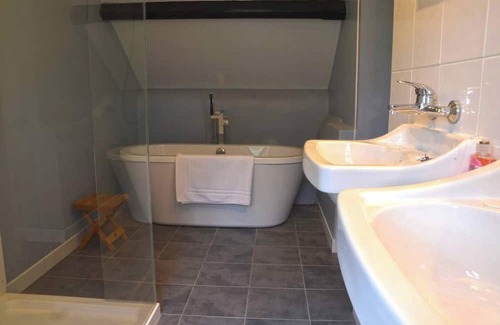 Patrixbourne Casa | Pass the Keys | ★Walnut Tree Cottage★ Huge garden near Canterbury