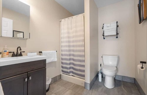 Houghton Casa | Cabins 3 & 4 - Pontoon boat, snowmobile rentals available next door!