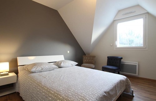 Jullouville Cabaña | Gite Jullouville, 4 bedrooms, 8 persons