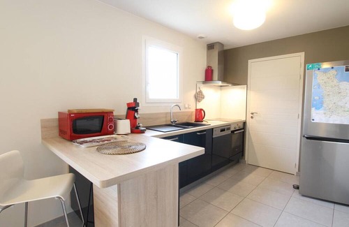 Jullouville Cabaña | Gite Jullouville, 4 bedrooms, 8 persons