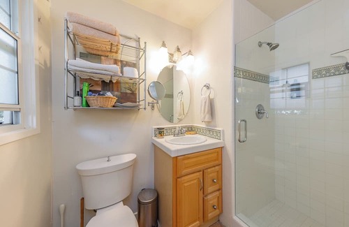 Ojai Casa | Ojai Home in downtown NEW LISTING DISCOUNT! 2 bedrooms - sleeps 4 - 2bathrooms