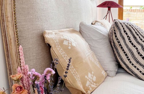Offham Apartamento | Country retreat on South Downs Way. Bring your own horse and pony rides.