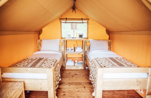 Cassville Alquiler De RV | Luxury Glamping near Roaring River State Park