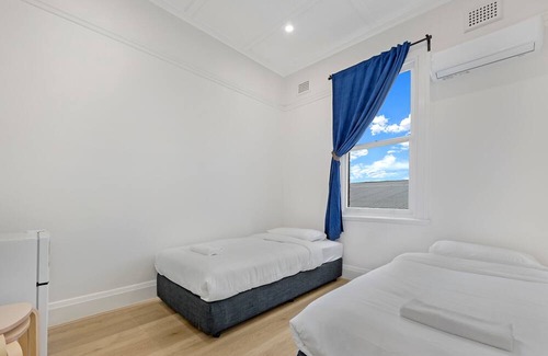 Leichhardt Apartamento | MetaWise Sydney inner City Twin Bed Share Room