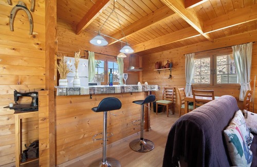 Sanlúcar de Barrameda Cabaña | Cottage 'La Cabaña Los Abuelos' with Private Terrace, Private Garden and Wi-Fi