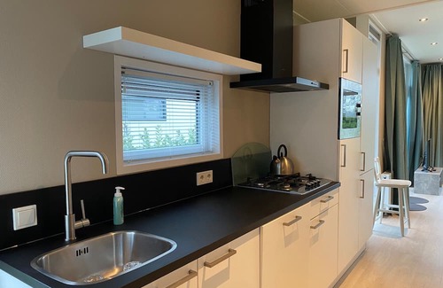 Lathum Chalet De Esquí | Chalet With Pond View in Gelderland