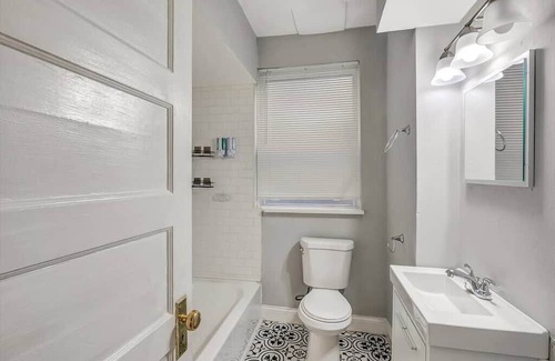 Tower Grove South Casa | Beautiful Tower Grove Unit, Recently Renovated 1N
