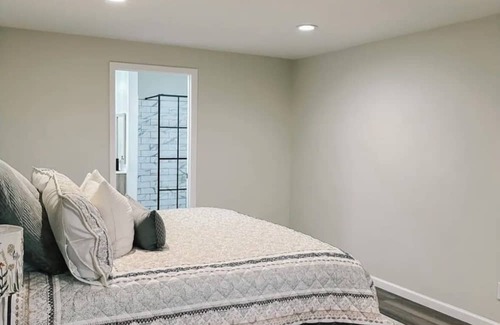 Knoxville Cabaña | Cozy Cottage in Knoxville, close to Sevierville!