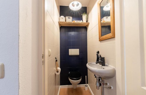 Municipality of Zwartewaterland Casa | Cozy Holiday Home in Hasselt Near By The Water