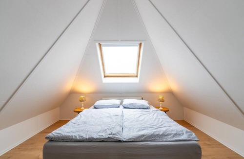 Municipality of Zwartewaterland Casa | Cozy Holiday Home in Hasselt Near By The Water