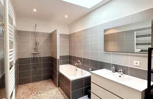 Le Cailar Casa | Vrbo Property