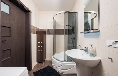 Warsaw Apartamento | Coopera Standard Apartment