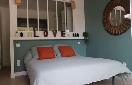 Pierrelatte Casa | Large country villa with swimming pool for up to 15 people