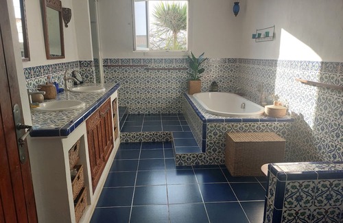 La Jarrie Casa | Agréable Maison Avec Piscine Chauffée Près de La Rochelle