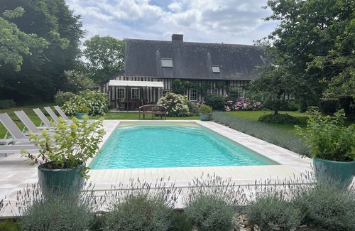 Vatteville La Rue Casa | Longère Normande, Piscine chauffée - 9 voyageurs