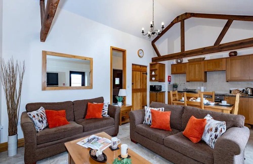 Loxton Casa | Pass the Keys | Somerset Two Bedroom South Hill Cottage