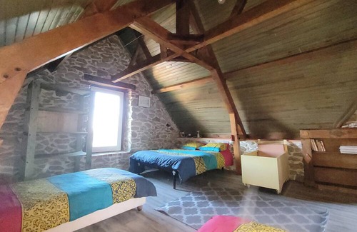Saubrigues Casa | Homerez - Spacious House in Saubrigues with Garden and Barbecue