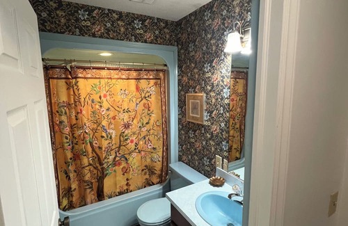 Cedar Rock Casa | Located inside a private and quite Golf Community close to popular attractions