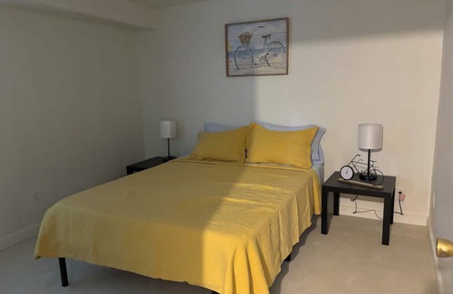 Happy Valley Apartamento | Cozy 2 bedroom 1 bathroom apartment with a Beautiful view.