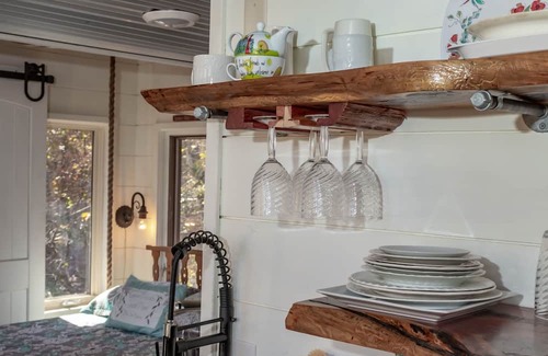 Trenton Otro | Whippoorwill Retreat Treehouse "Your EXCLUSIVE stay becomes YOUR UNIQUE STORY"