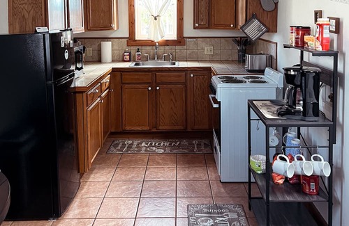 Westcliffe Cabaña | Sunset Ranch Bunkhouse off Main