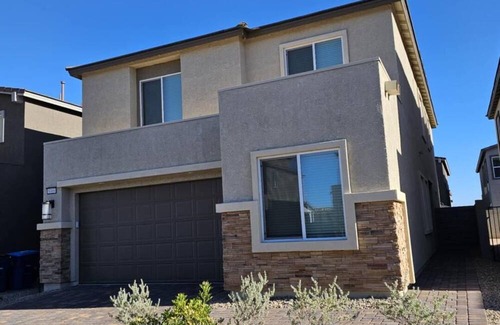 Spring Valley Casa | Charming 3 house with WiFi, AC in Las Vegas at least 30 days or more stay