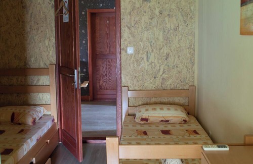 Novi Beograd Alquiler De Eote | Cozy Hostel at the Danube river10 min to downtown Belgrade in the park USCE
