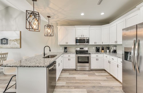 Dothan Casa | Spacious Dothan Home ~ 4 Mi to Downtown!