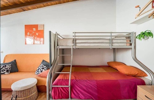 Villanueva del Ariscal Casa | Independent loft in chalet with pool