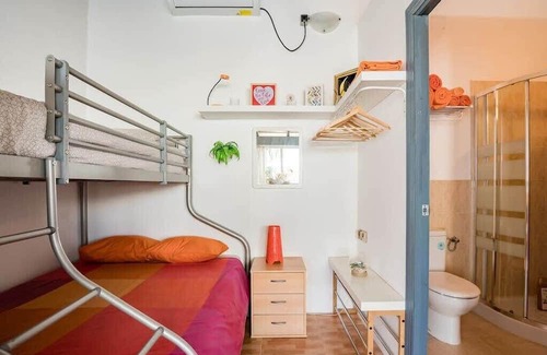 Villanueva del Ariscal Casa | Independent loft in chalet with pool