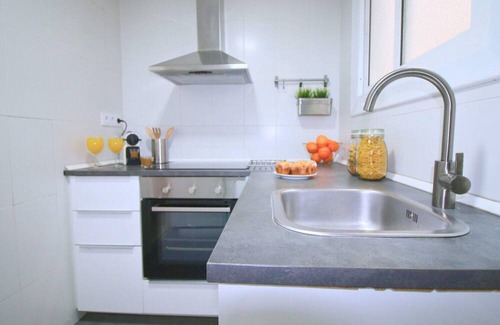 Collblanc y La Torrassa Apartamento | Apartment Marti i Julia
