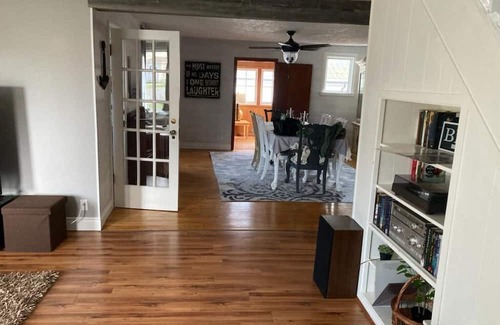 Port Dover Casa | Albion Landing Cottage Port Dover Ontario