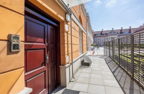 Old Town Apartamento | Apartment in the Old City by Renters