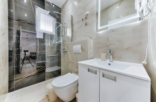 Bar Apartamento | Lux Dam Apartments