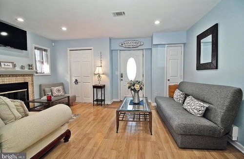 Forked River Condominio | Charming Bayfront Condo