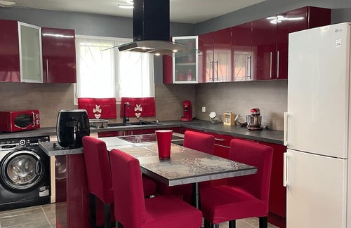 Laruscade Casa | Gite les placottes Near Bordeaux