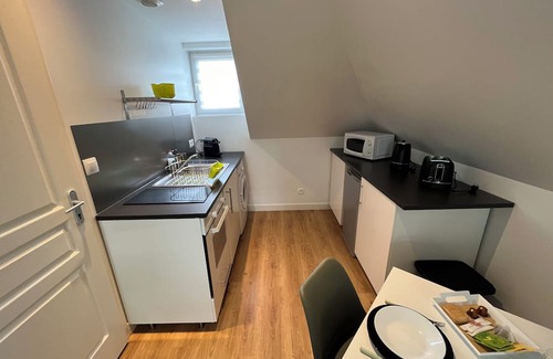 Saint-Quentin Apartamento | Le Jungle,studio Agréable Dans Copropriété Calme, Entièrement Meublé et Aménagé