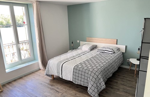 Doudrac Casa | Holiday Home 'Maison Les Gourrets' with Private Pool, Private Terrace and Wi-Fi