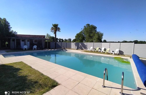 Beaurepaire Casa | Holiday Home 'Gîte Les Castilles Près Puy Du Fou' with Shared Pool, Private Terrace and Wi-Fi