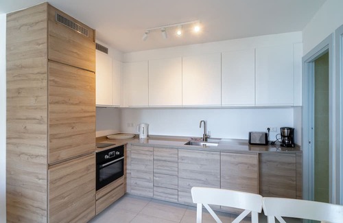 Chimenea Apartamento | Capistrano Playa 201 by Casasol