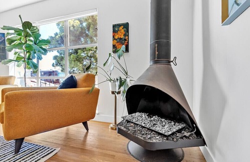 Serra Mesa Casa | Upscale Mid-Mod home with outdoor pool & jacuzzi oasis in great neighborhood!
