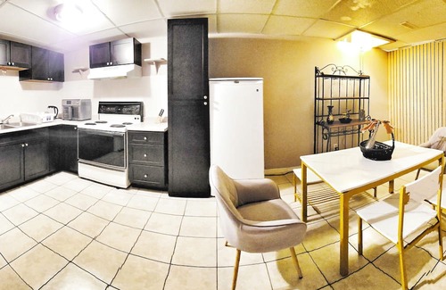 Vaughan Casa | Separate Luxurious spa unit