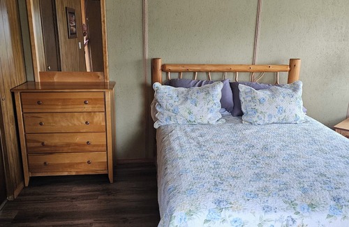 Rapid City Casa | Martini Hidewa, come enjoy country living.