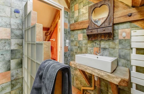 Raizeux Casa | Homerez - Spacious house for 8 ppl. with hammam and terrace at Raizeux