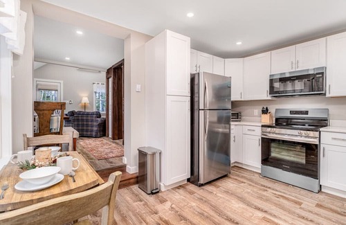 Silver Lake Casa | Pet-Friendly: Newly Built 2-BR Home with hot tub & patio