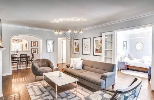 Park Cities Casa | Charming 3-Bed Duplex in University Park: Perfect for Short or Long Stays