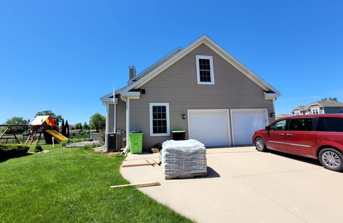 Hartford Casa | 2 story home on the outskirts of Hartford minutes from Women's US Open.