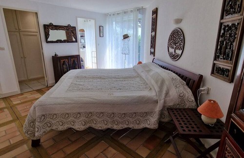 Alignan-du-Vent Casa | Holiday apartment Prieuré St. Martial
