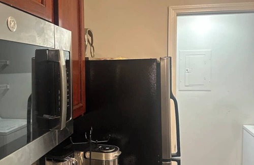 Lindbergh Apartamento | Lux Modern Apt Near Lenox Mall